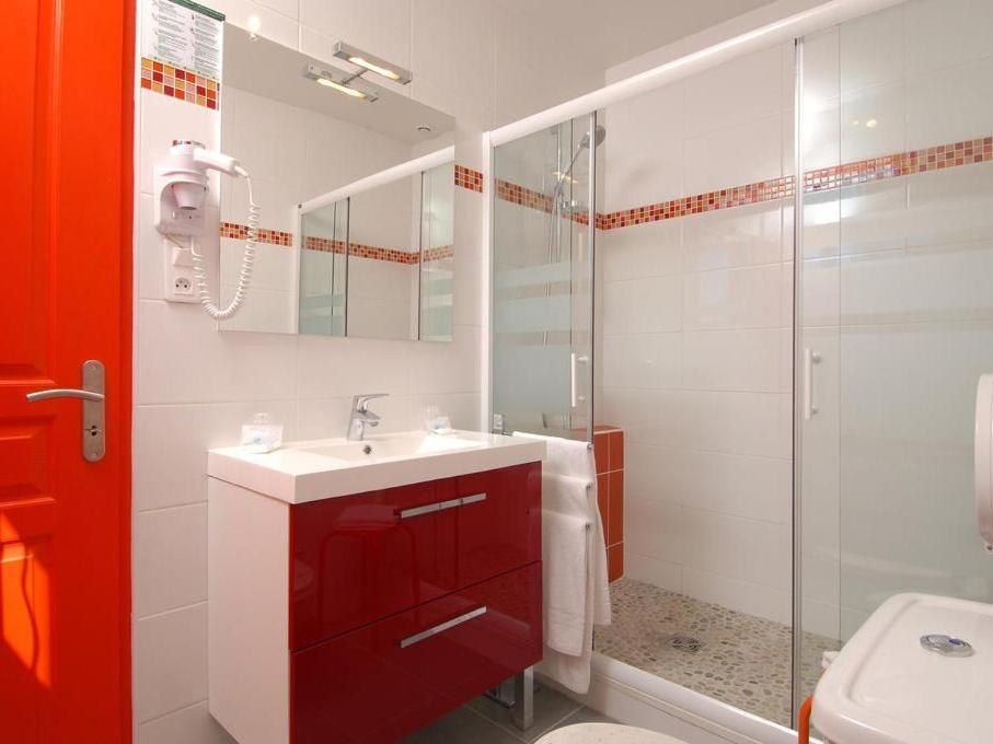 Hotel Des 4 Vents "Esprit Camargue" Aigues-Mortes Ruang foto
