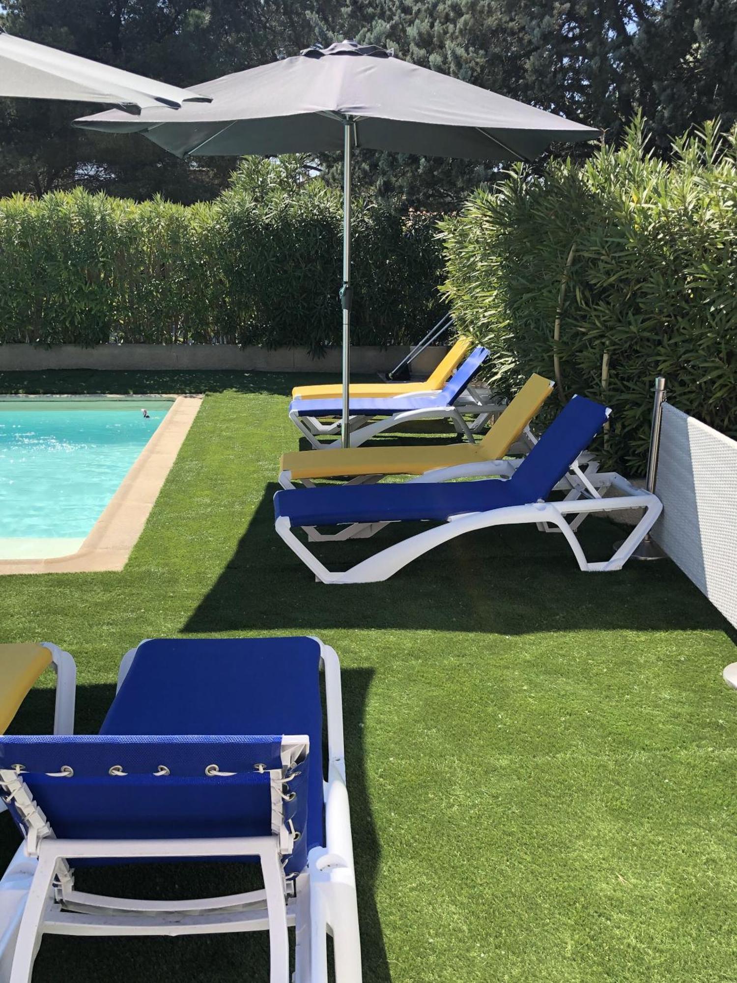 Hotel Des 4 Vents "Esprit Camargue" Aigues-Mortes Bagian luar foto