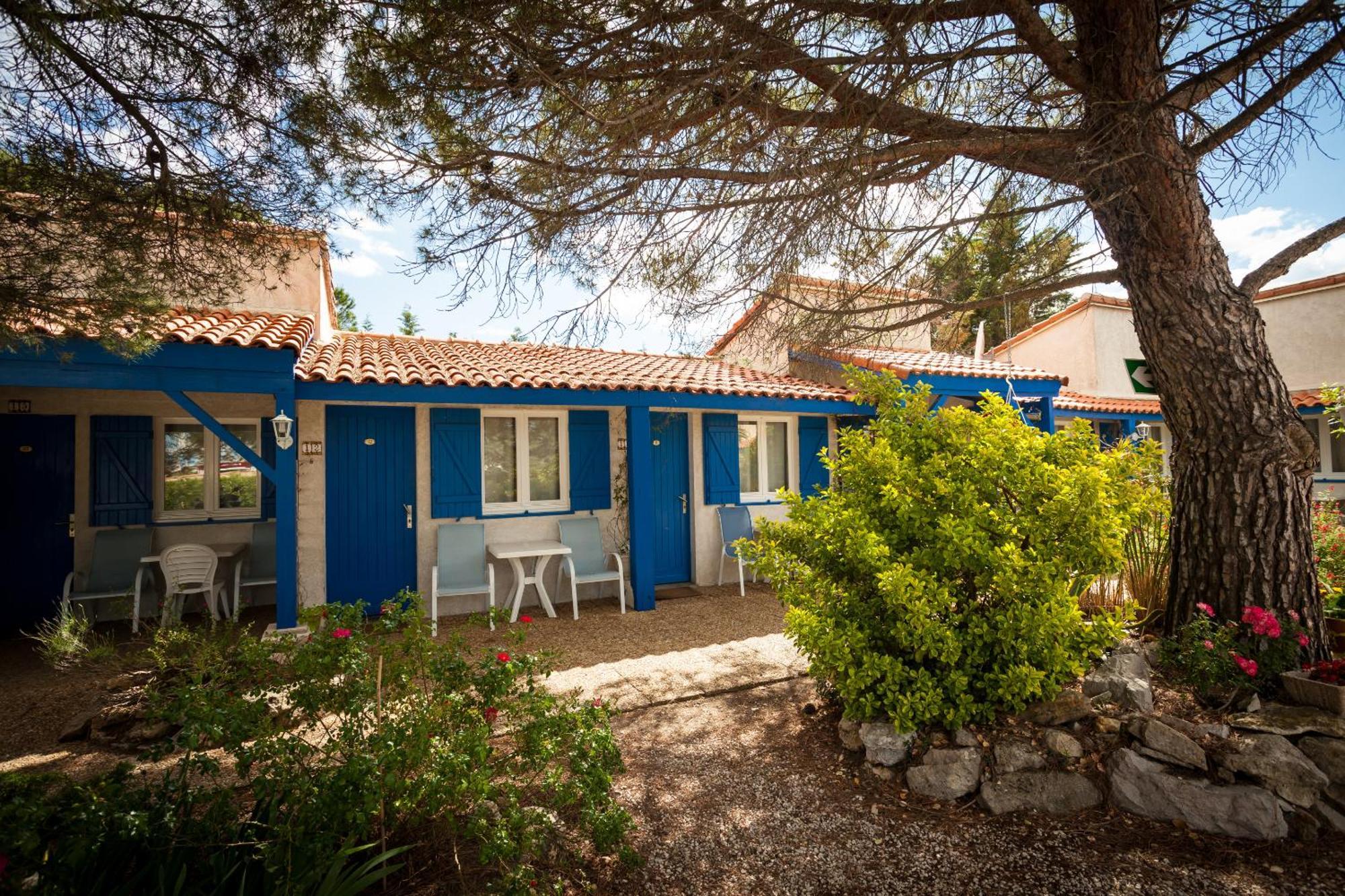 Hotel Des 4 Vents "Esprit Camargue" Aigues-Mortes Bagian luar foto
