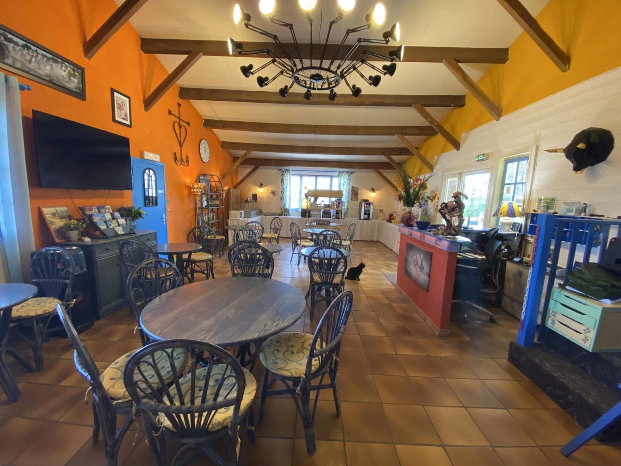 Hotel Des 4 Vents "Esprit Camargue" Aigues-Mortes Bagian luar foto